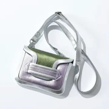 [ 새상품 ] PIERRE HARDY 숄더 포함 파우치 SILVER