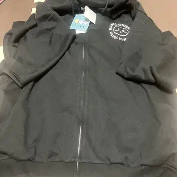 치이카와 블랙 후드티