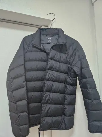 유니클로 울트라 라이트 다운 다운 자켓 S 사이즈