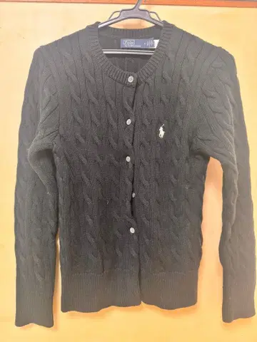 블랙 케이블 니트 가디건 폴로 자수