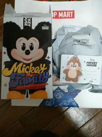 popmart 미키 패밀리 칩 2
