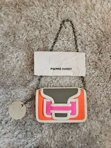 [ PIERRE HARDY ] 알파 미니 체인 숄더백 수납 가방 포함