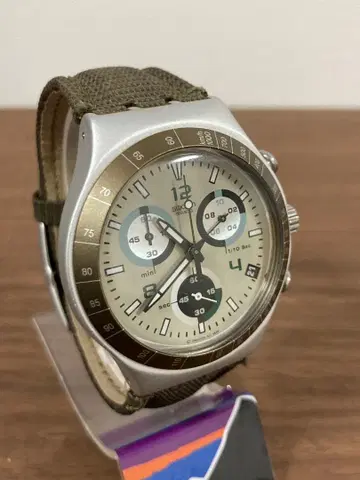Swatch 아날로그 크로노그래프 손목시계 실버/카키
