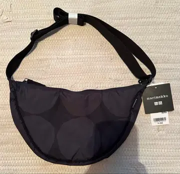 [ 새상품 미사용 택 포함 ] marimekko x UNIQLO 숄더백