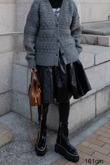 새상품 MACHATT 울 핸드 니트 가디건