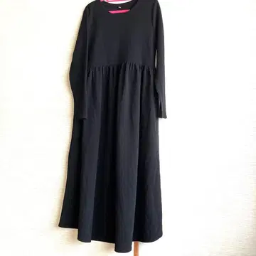 ONESIZE 개더가 풍성한 심플한 니트 원피스 마터니티용