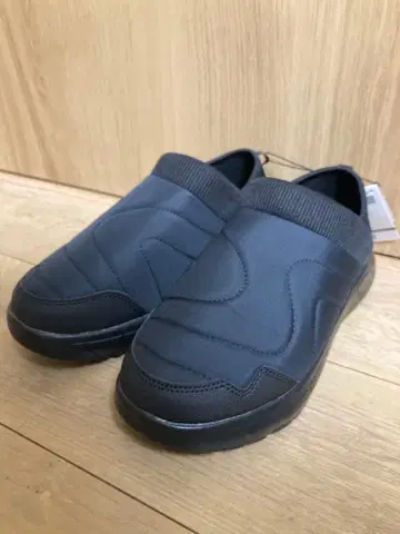 택 포함 새상품 트레드 모크 eco S 사이즈 블랙 슬립온 워크맨