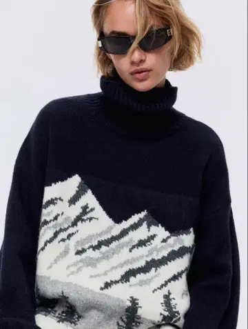 터틀넥 자카드 니트 스웨터 L 사이즈 마운틴