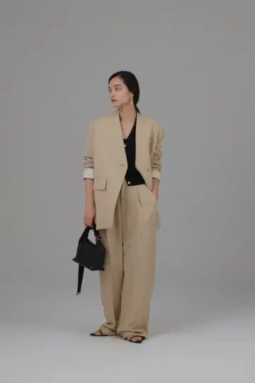 louren medium width pants 베이지 T