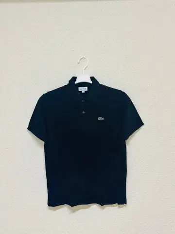 Lacoste 블랙 피케 셔츠 반팔 US: M 사이즈 (L 사이즈)