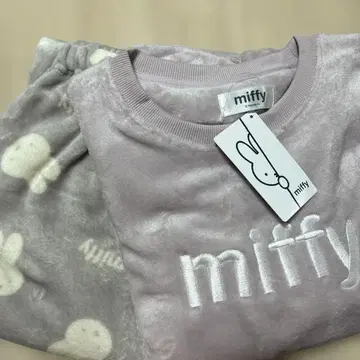 [ 새상품 ] miffy 미피 룸웨어 세트 M 플리스