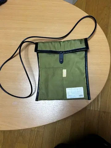 ciatre 올리브 그린 사코슈 백