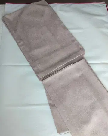 토레이 실크 에도 코몬 단의 기모노 옅은 베이지