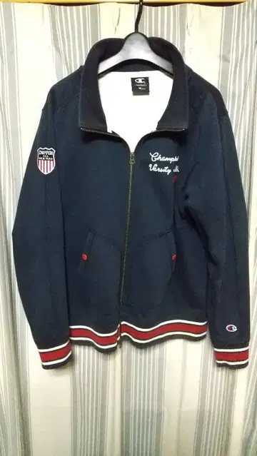 최종 가격 인하! Champion 빈티지 1919 자수 점퍼 블루종