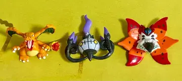 포켓몬 몬코레 묶음 판매 리자몽 샹델라 울