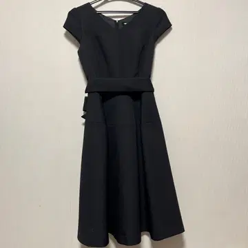 STRAWBERRY FIELDS 블랙 반팔 원피스 사이즈 2