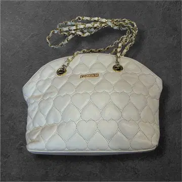 모스키노 핸드백 숄더 화이트 가죽 퀼팅 하트