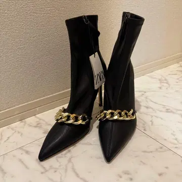 ZARA 블랙 스틸레토 부츠 골드 체인 미사용 새상품