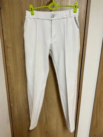 SY32 BY SWEET YEARS 화이트 팬츠