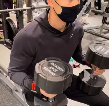 GYMSHARK 블랙 후드 부착 후드티 L 사이즈
