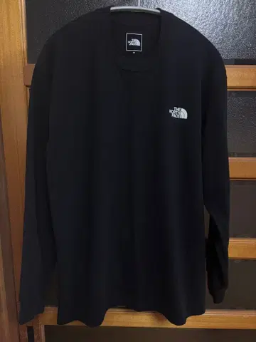 THE NORTH FACE 블랙 긴팔 티셔츠