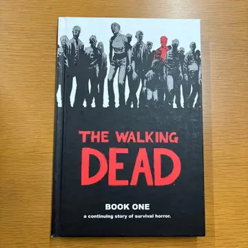 THE WALKING DEAD BOOK ONE