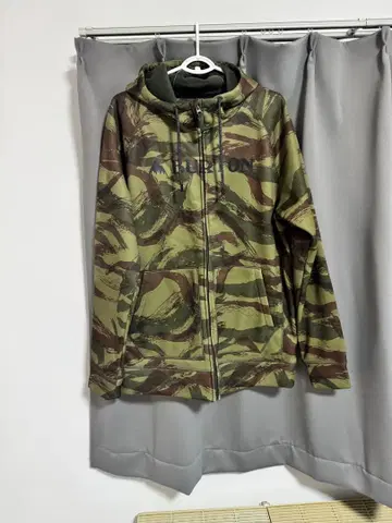 BURTON 카모플라쥬 L 풀 집업 후드티