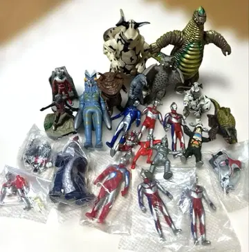 울트라맨 소프트 비닐 피규어 묶음 판매