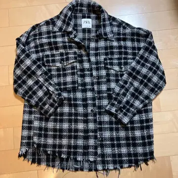ZARA 체크 무늬 캐주얼 자켓 L 사이즈