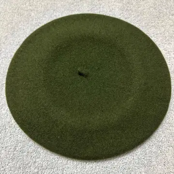 미사용 새상품 ELOSEGUI 올리브 그린 베레모