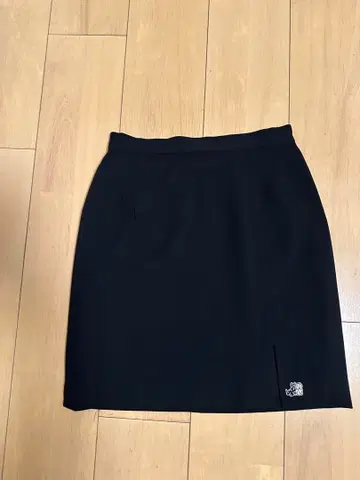 Black & White 블랙 골프 스커트