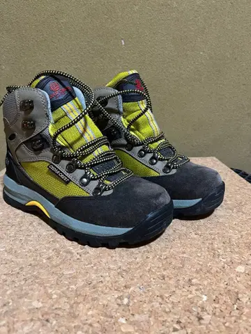 CEDAR CREST 트레킹 부츠