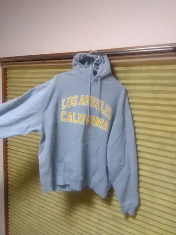 BEAMS 로고 후드티 라이트 블루