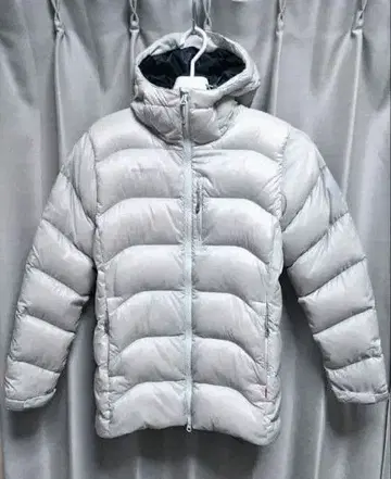 새상품급 마무트 엑세론인 후디드 자켓 여성용 화이트 계열 750FP