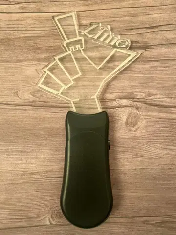 성인 남성 3인조 에루의 응원봉