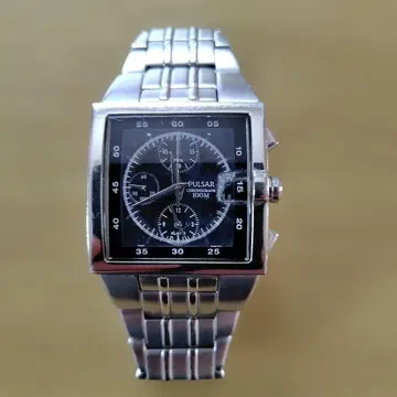 SEIKO 해외 모델 PULSAR 크로노그래프 손목시계 100M 방수