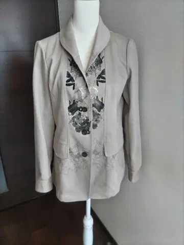 월드 면 자켓 새상품급