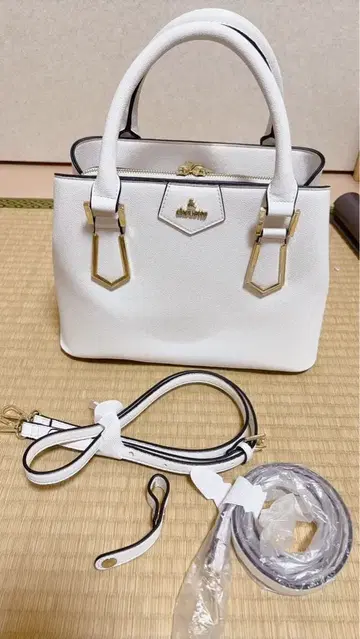 &chouette 화이트 3way 핸드백