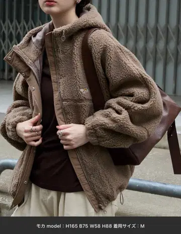 PENNEYS/페니스 원포인트 자수 드로스트 오버 사이즈 보아 블루종