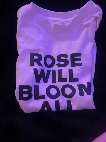 화이트 T셔츠 ROSE WILL BLOOM ALL