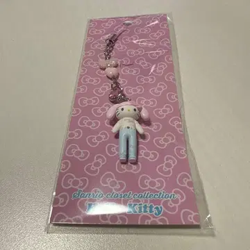 산리오 키티 옷장 컬렉션