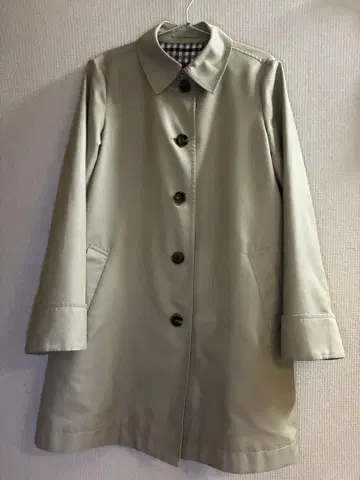 Aquascutum London 베이지 코트 벨트 없음