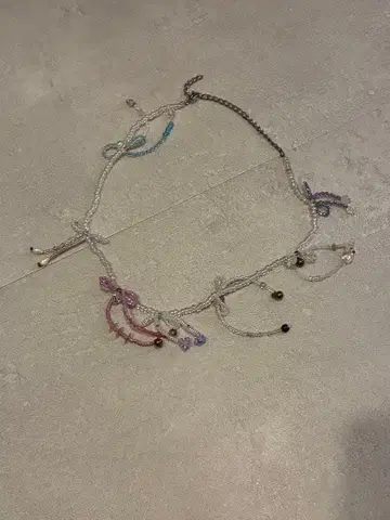 비즈 목걸이 marland backus