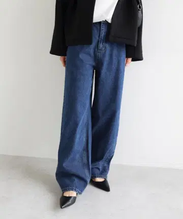 evernavy andme 에버네이비 CURVE DENIM PANTS