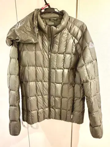 PYRENEX 다운 자켓 올리브 그린