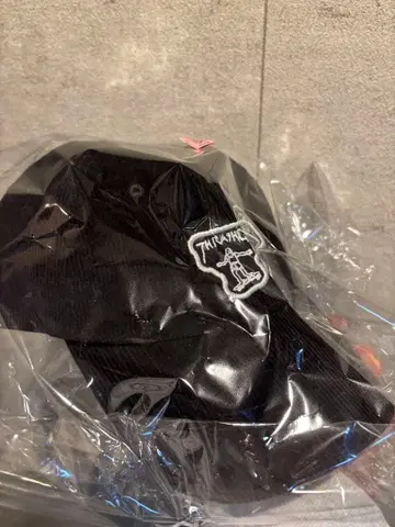 THRASHER 블랙 야구 모자