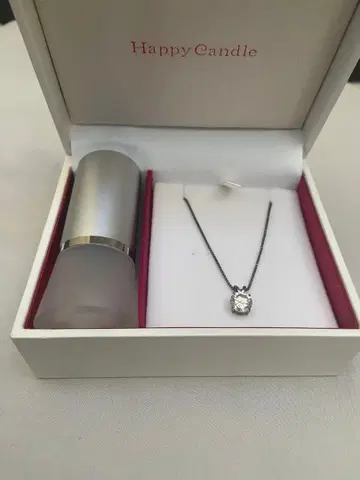 Happy Candle 다이아몬드풍 목걸이