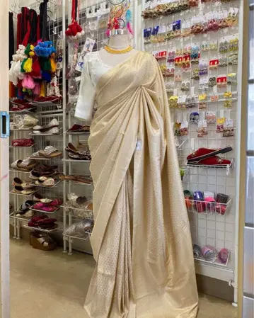 베이지 프린트 샐리 반팔 블라우스 포함