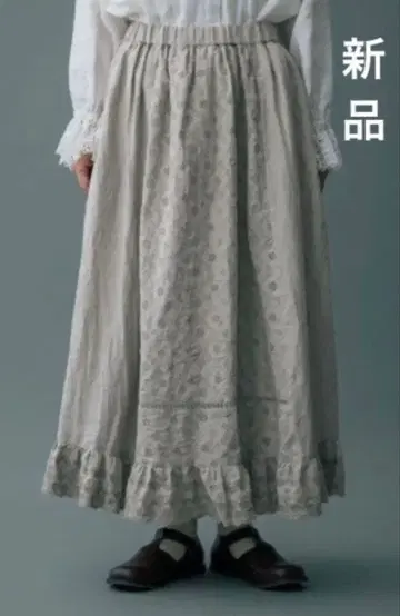 새상품 사만사 모스모스 카즈미 자수 레이스 3way 스커트 베이지