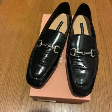 파비오 루스코니 에나멜 로퍼